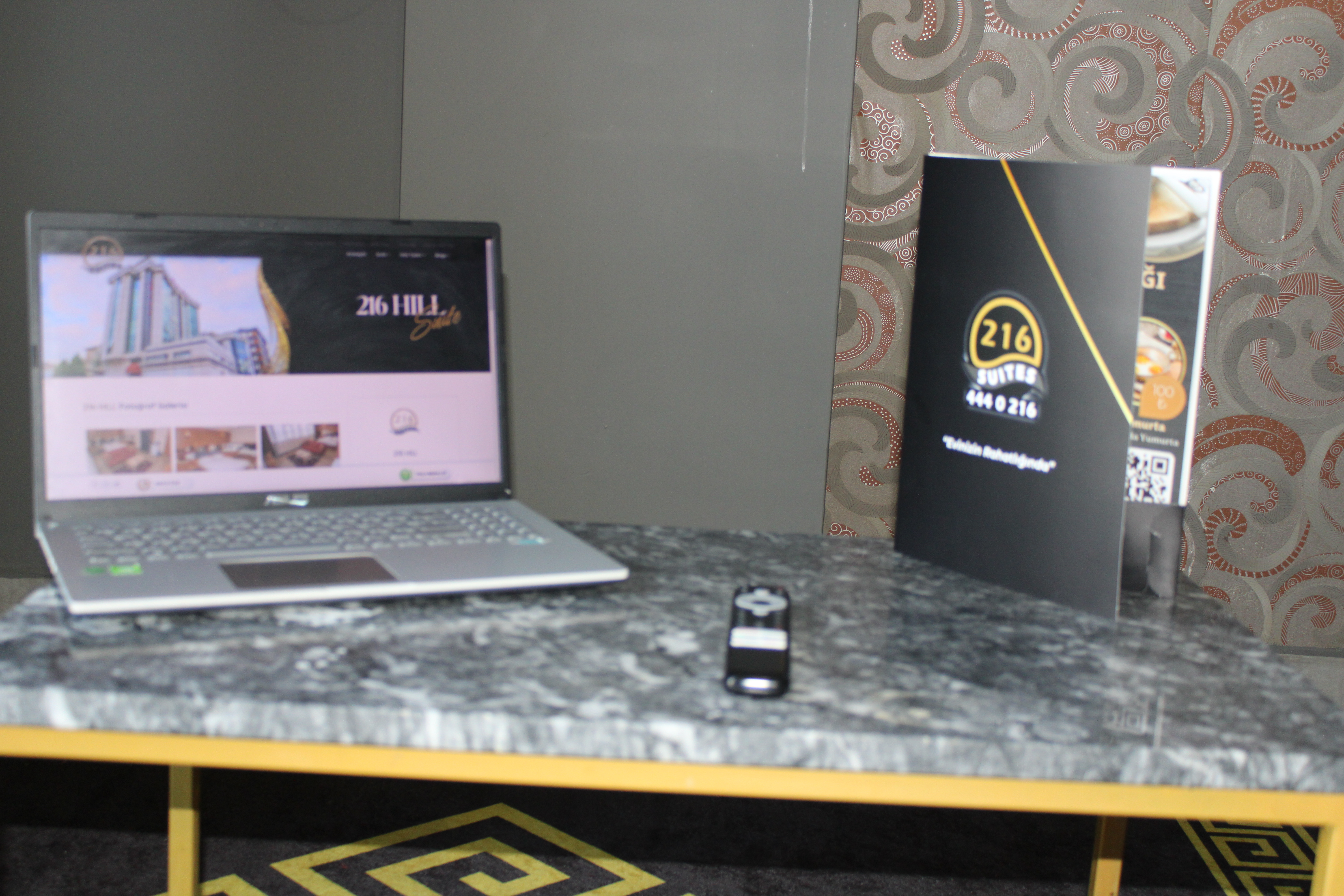 Deluxe Studyo Görsel 2